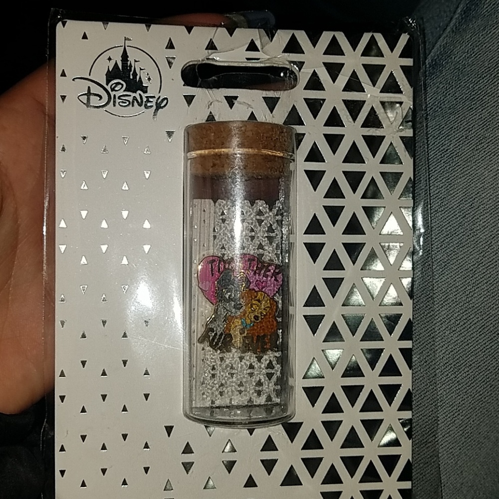 Disney Pin - Picture 4 of 5